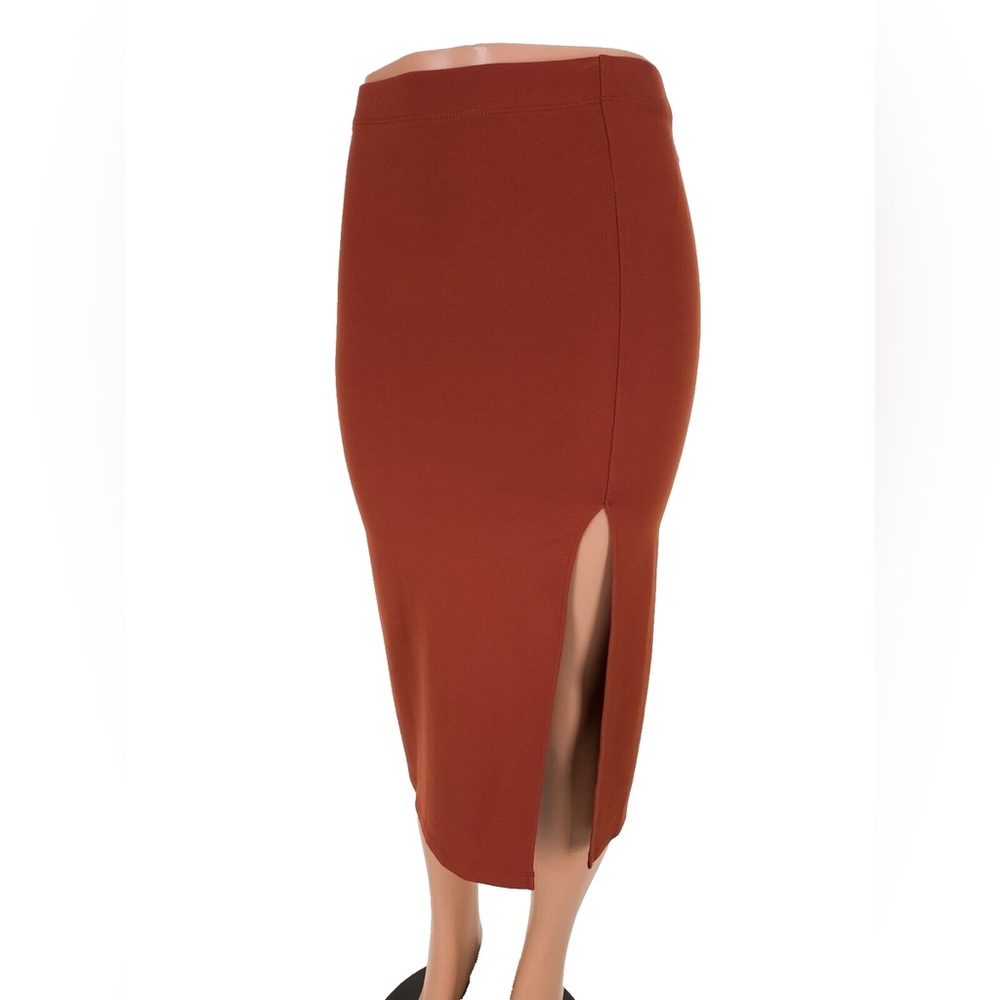 NWT Babaton Pencil Skirt